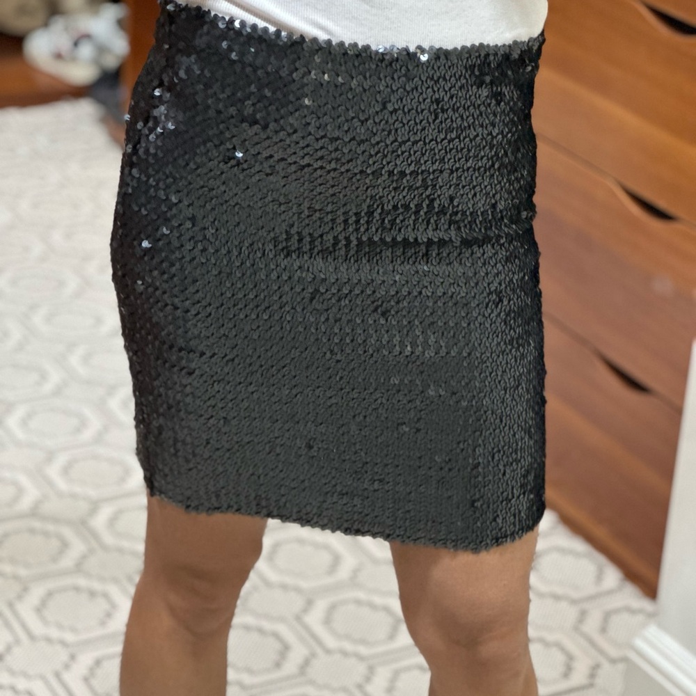 Topshop - mini stretch sequin skirt - size 6